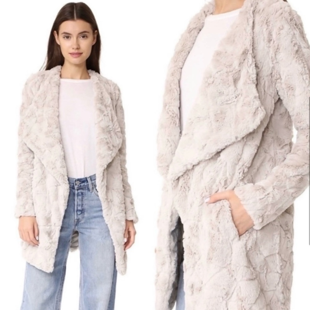 BB Dakota Faux Fur Plush Jacket Midi Tucker Wubby Coat Beige Luxurious Pockets L